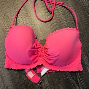 Pink Victoria’s Secret bikini top